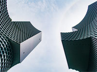 重載立庫鋼結構徐變效應補償?shù)募夹g解析與優(yōu)化路徑